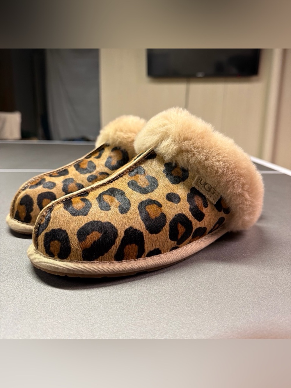 UGG Women's Scuffette II Panther Print Slipper - Women’s 7 NWOB